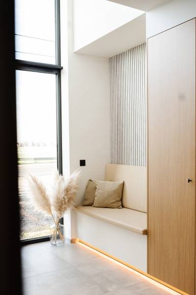 Lattes de bois effet béton