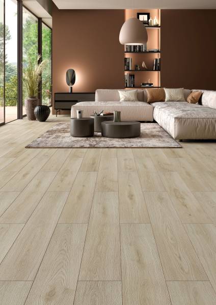 Sol stratifié imitation parquet bois en 8mm à Macon en région Auvergne Rhône Alpes